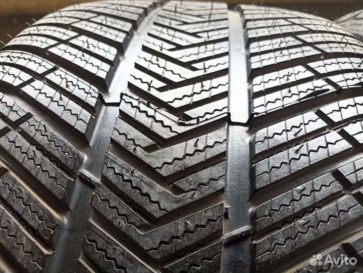 Michelin Pilot Alpin PA4 295/40 R20 и 265/45 R20