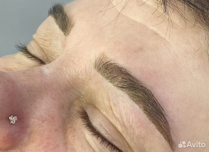 Мастер бровист