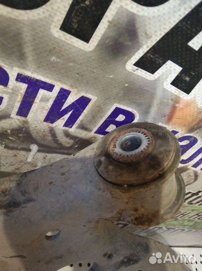 Рычаг передний левый Skoda Octavia