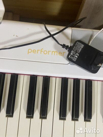 Цифровое пианино artesia