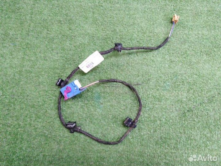 Проводка двери Audi Q3 8UB cczc 2013