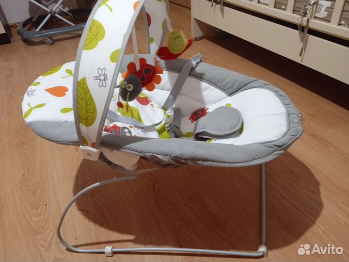 Шезлонг детский