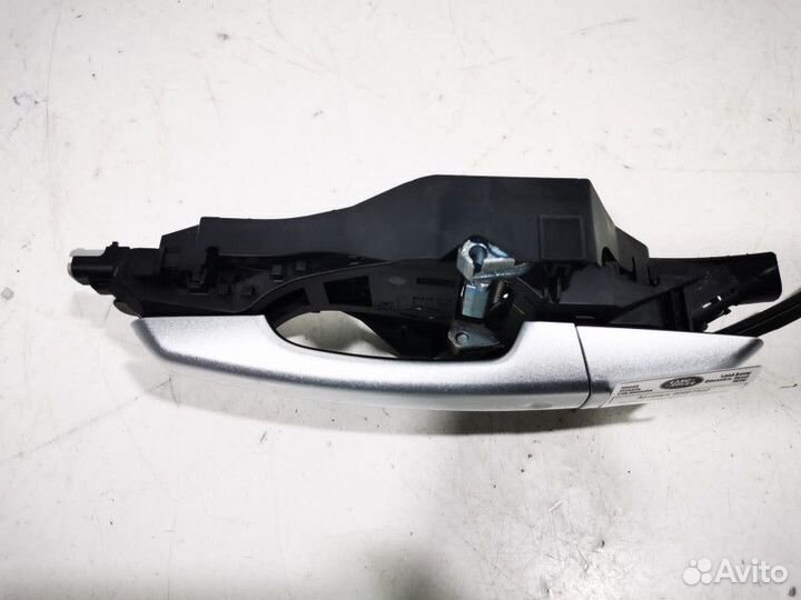 Ручка наружная двери передней левой Land Rover