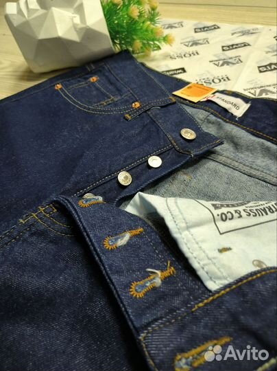 Джинсы Levi's 501 на болтах