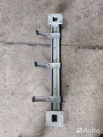 Усилитель заднего бампера Haval F7