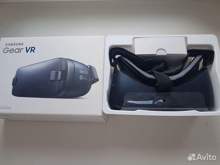 Новые виар очки Samsung Gear VR SM-R323
