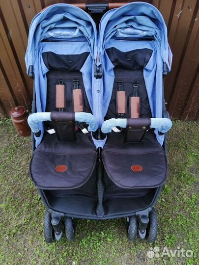 Коляска прогулочная для двойни или погодок