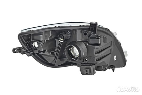 Фарa новая toyota yaris valeo 043048