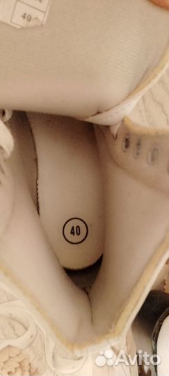 Коньки фигурные 40 размер