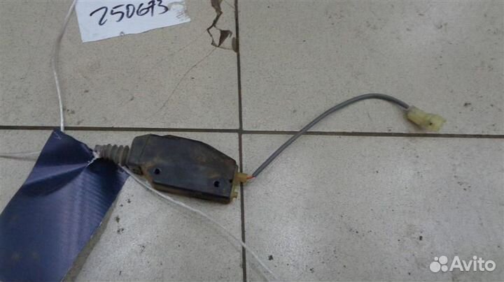 Активатор замка багажника Land Rover Discovery 1