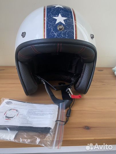 Мотоциклетный шлем открытый