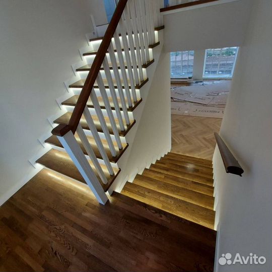 Ступени для лестницы между этажами STU-6411