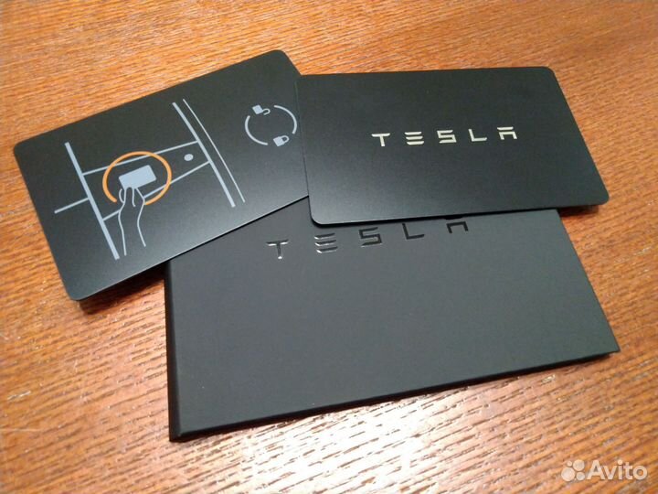 Ключ-карта tesla