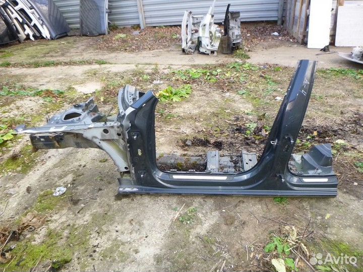 Кузов- Левая Сторона audi A4 B8 2007