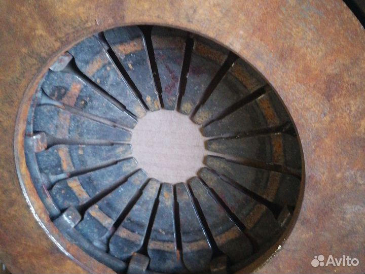 Корзина toyota avensis