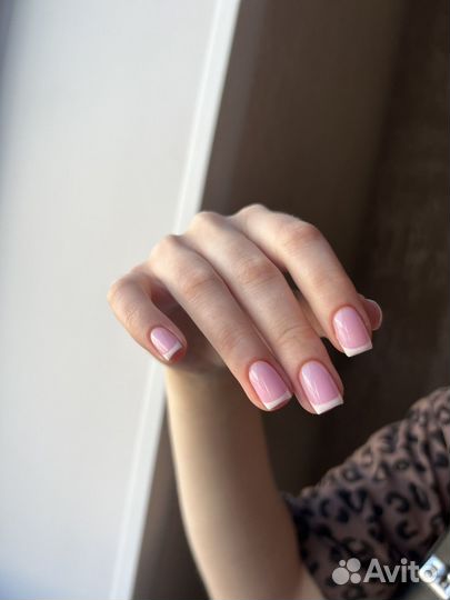 Маникюр Педикюр гель-лак