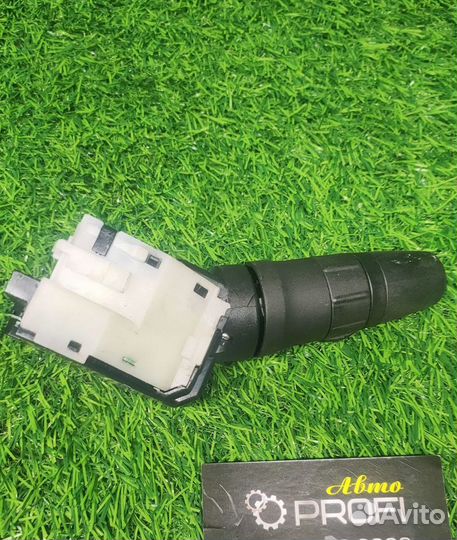 Подрулевой переключатель Nissan