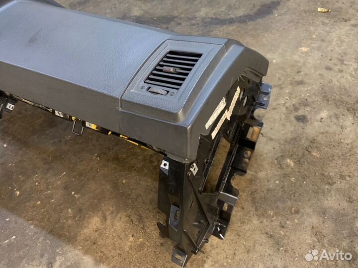 Панель приборов (торпеда) Ssangyong Kyron D100