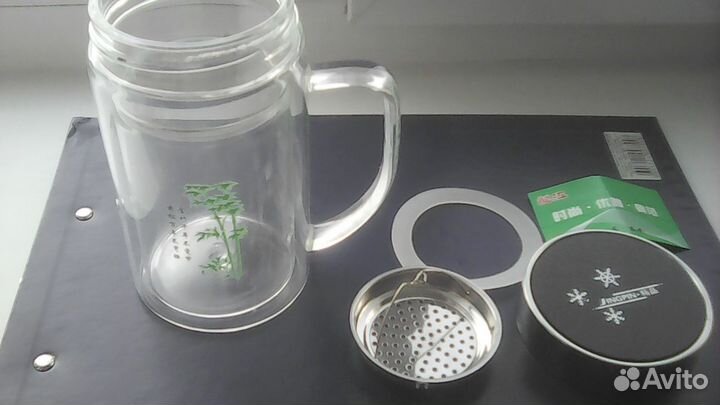 Кружка с двойными стенками