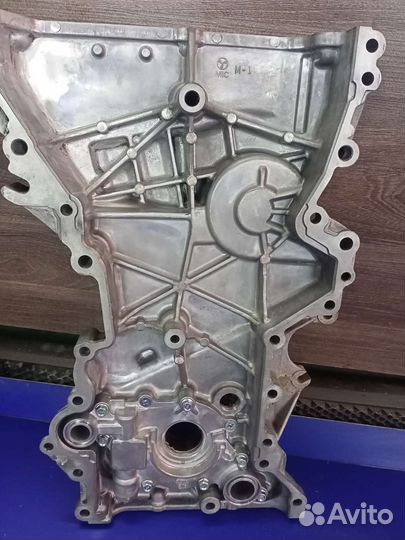 Пром Вал на хундай ах35 и боковая крышка с насосом