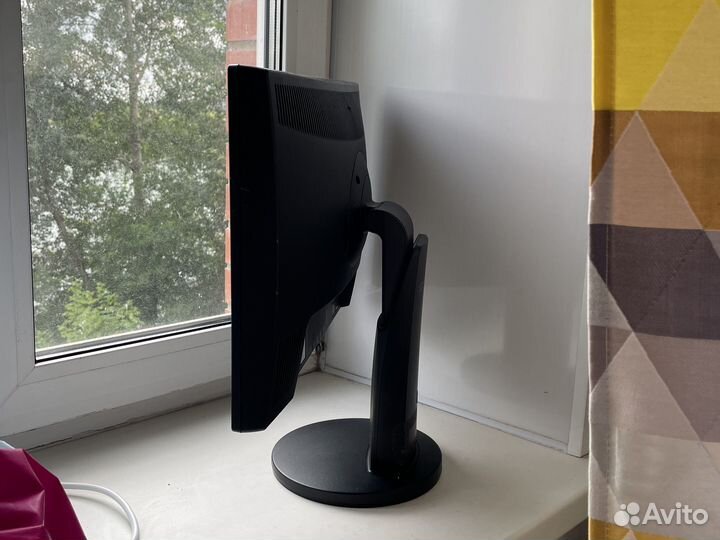 Монитор Samsung 20 дюймов