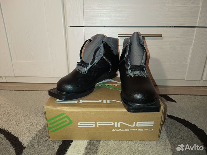 Лыжные ботинки 75 мм Spine Cross (кожа)