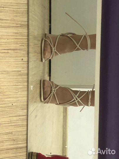 Босоножки женские