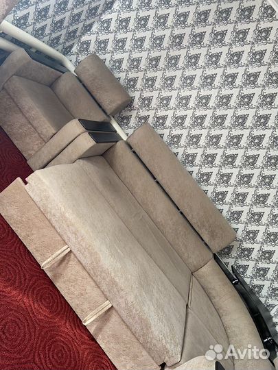 Диван и кресло