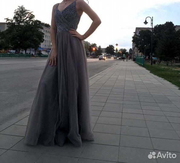 Вечернее платье
