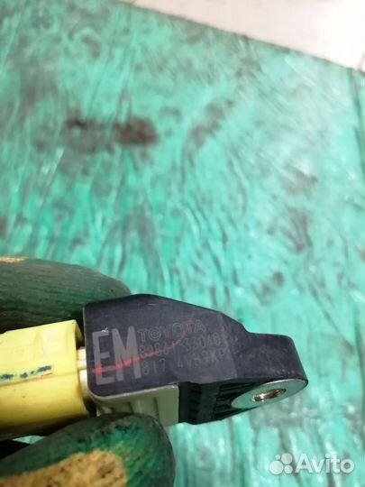 Датчик удара Toyota Camry V50