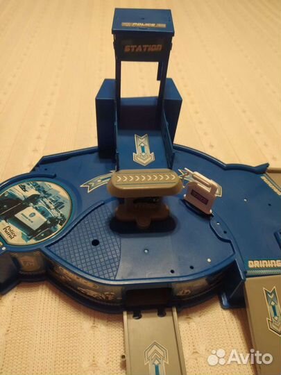 Парковка полицейский участок