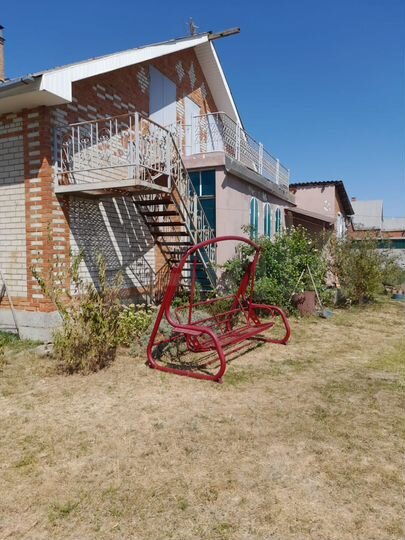 Дом 251,9 м² на участке 21,1 сот.