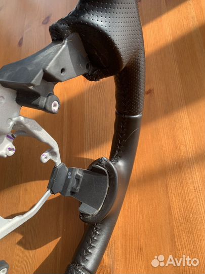 Руль кожаный на Toyota Auris/Ractis/Voxy