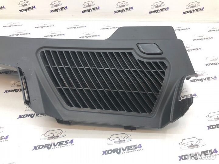 Направляющая шторки багажника задняя правая Bmw X5