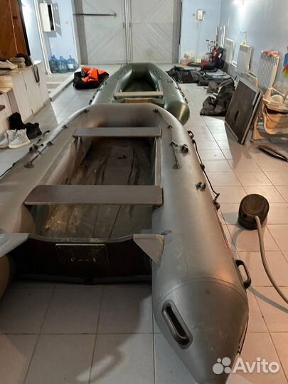 Продам лодку Hanter 335