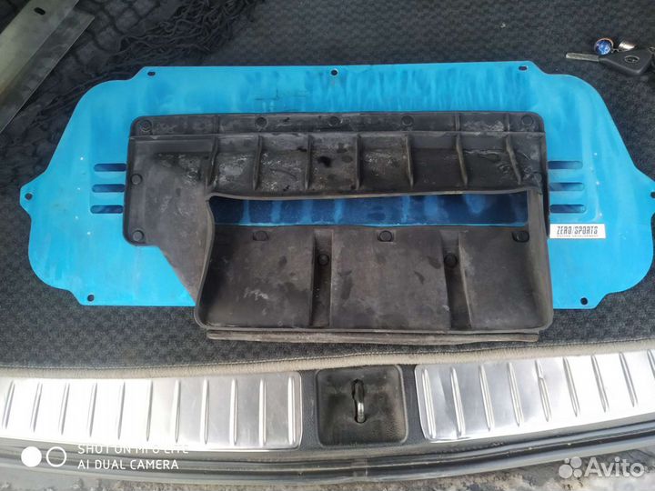 Направляющая интеркулера на Subaru Legacy