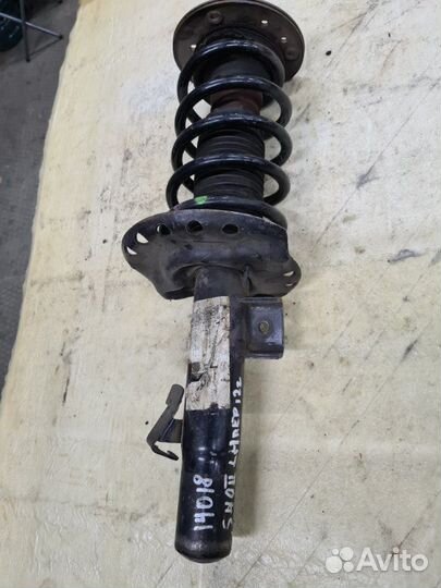 Амортизатор передний левый Volvo S40 2004-2012