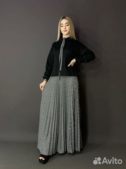 Костюм женский