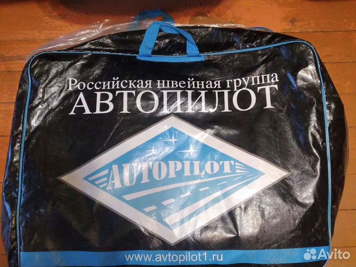 Автомобильные чехлы mitsubishi oytlander-3