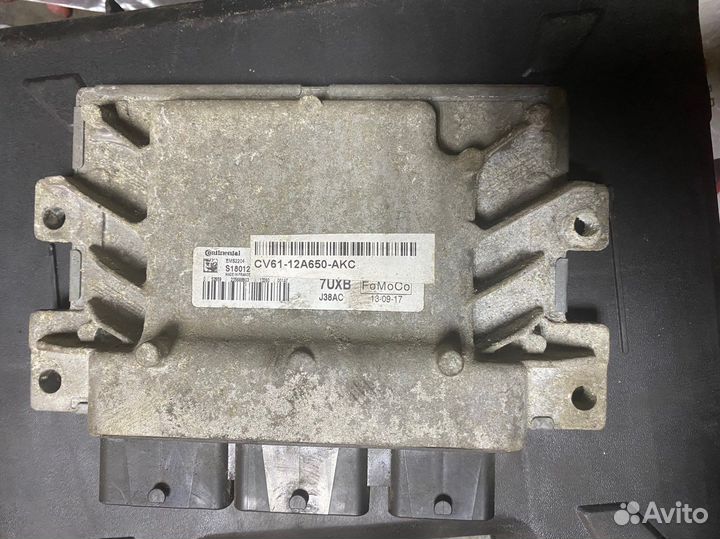 Блок управления двигателем ford focus 3