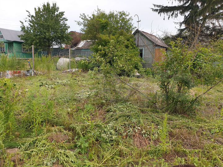 Дача 13,5 м² на участке 6 сот.