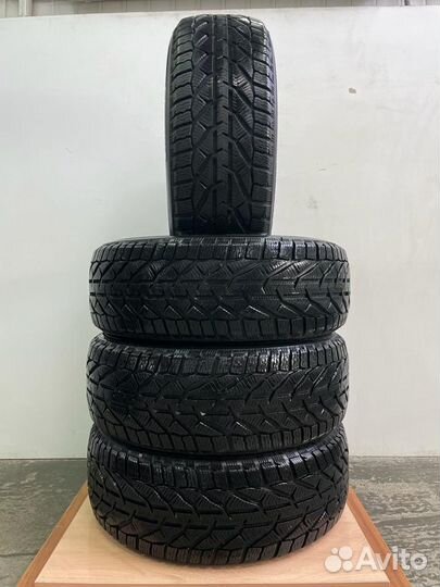 Kormoran Snow 225/60 R17 103V