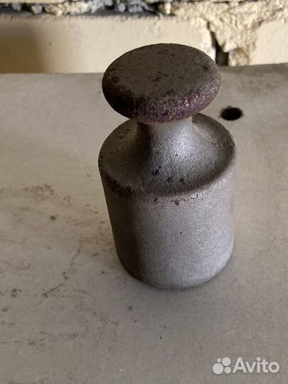 Гиря 1 кг торговая