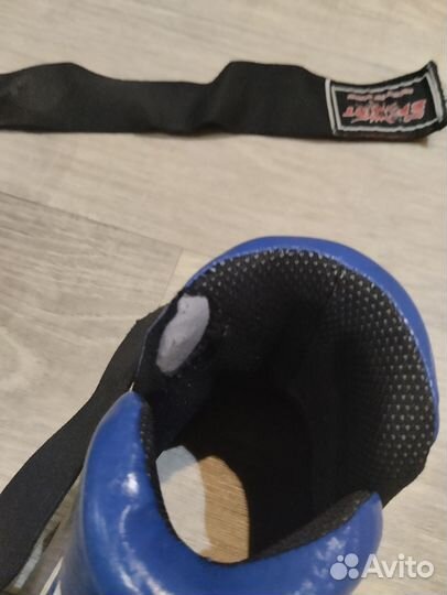 Шлем, футы, перчатки для тхэквондо