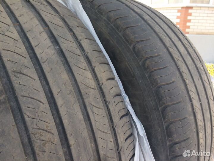 Michelin Latitude Tour HP 255/55 R18
