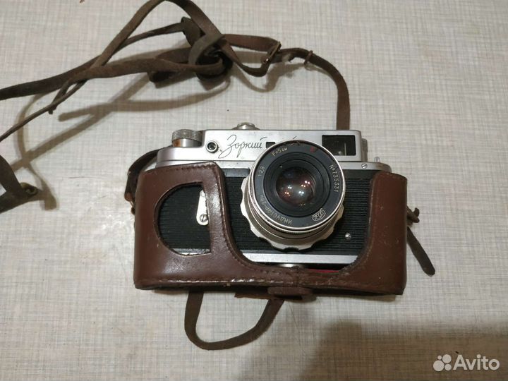 Пленочный фотоаппарат зоркий