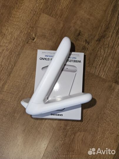 Беспроводная зарядка Samsung