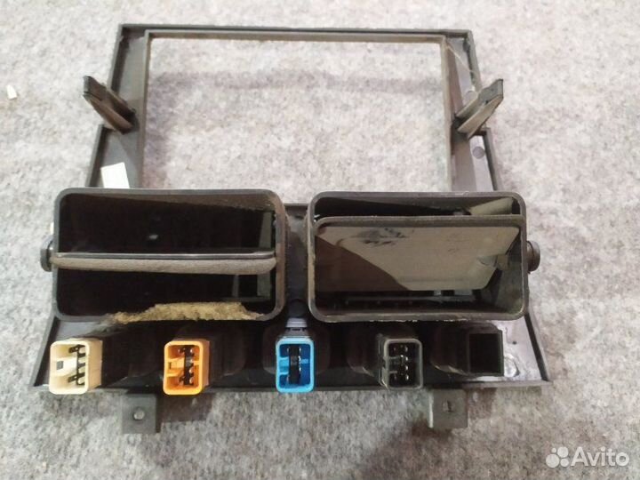 Пластик салона Chery Fora A21 A21 SQR484F 2007