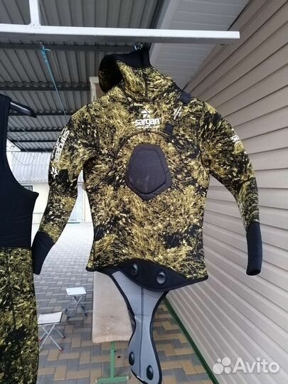 Гидрокостюм для подводной охоты 9мм, размер м