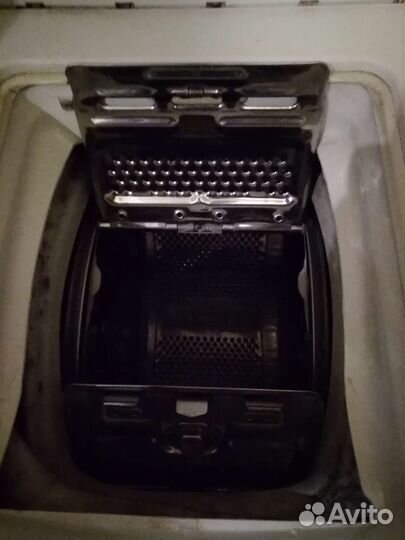 Стиральная машина с вертикальной загрузкой